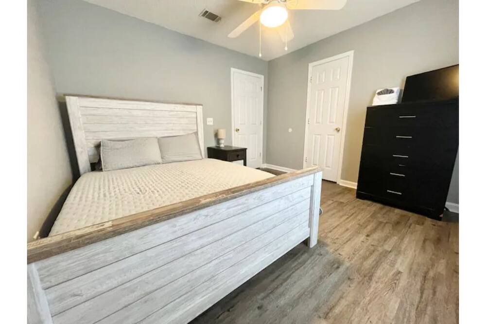 Photo of Bedroom in Walthourville