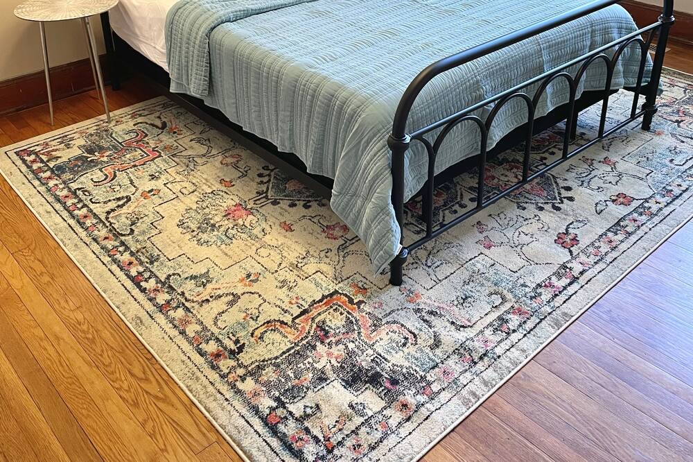Photo of Bedroom in Anderson