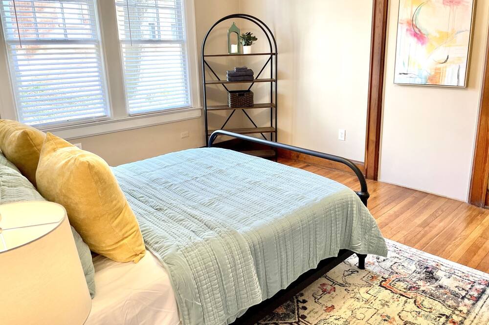 Photo of Bedroom in Anderson