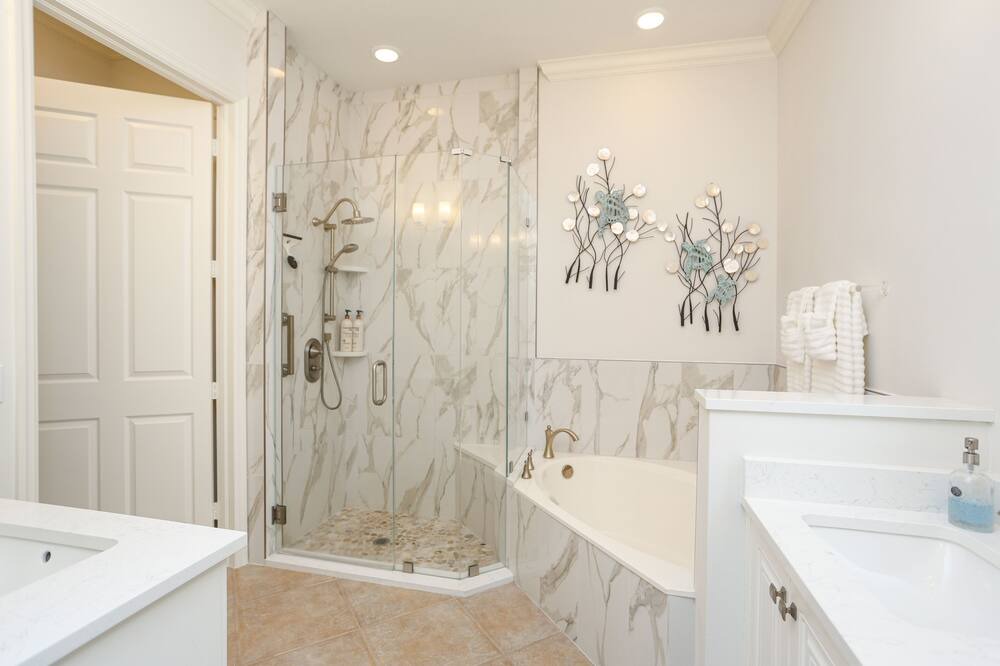 Photo of Bathroom in Naples