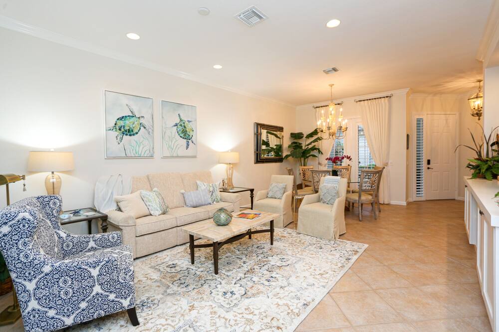 Photo of Livingroom in Naples