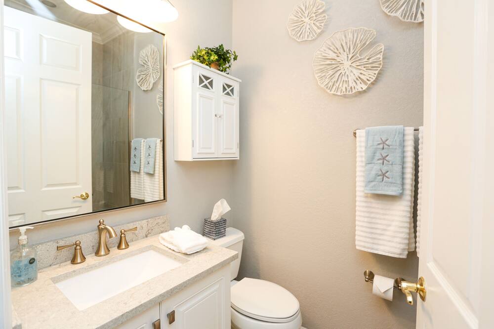 Photo of Bathroom in Naples