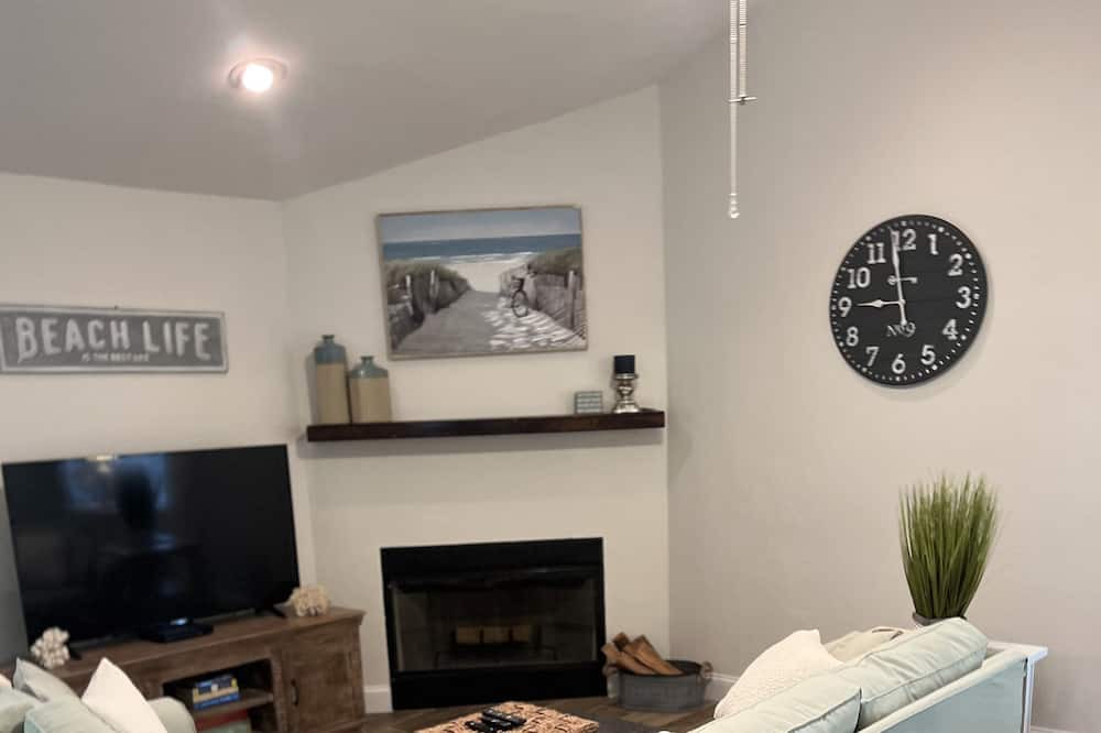 Photo of Livingroom in Kings Lake