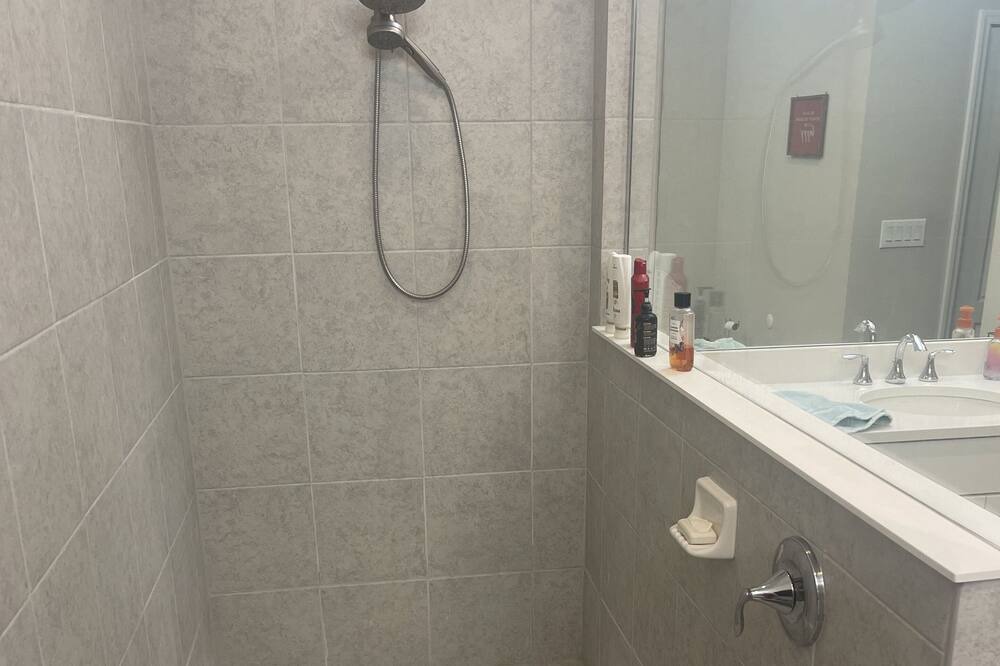 Photo of Bathroom in Fish Hawk