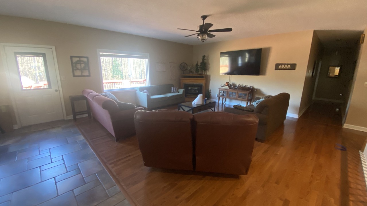 Photo of Livingroom in Oconee County