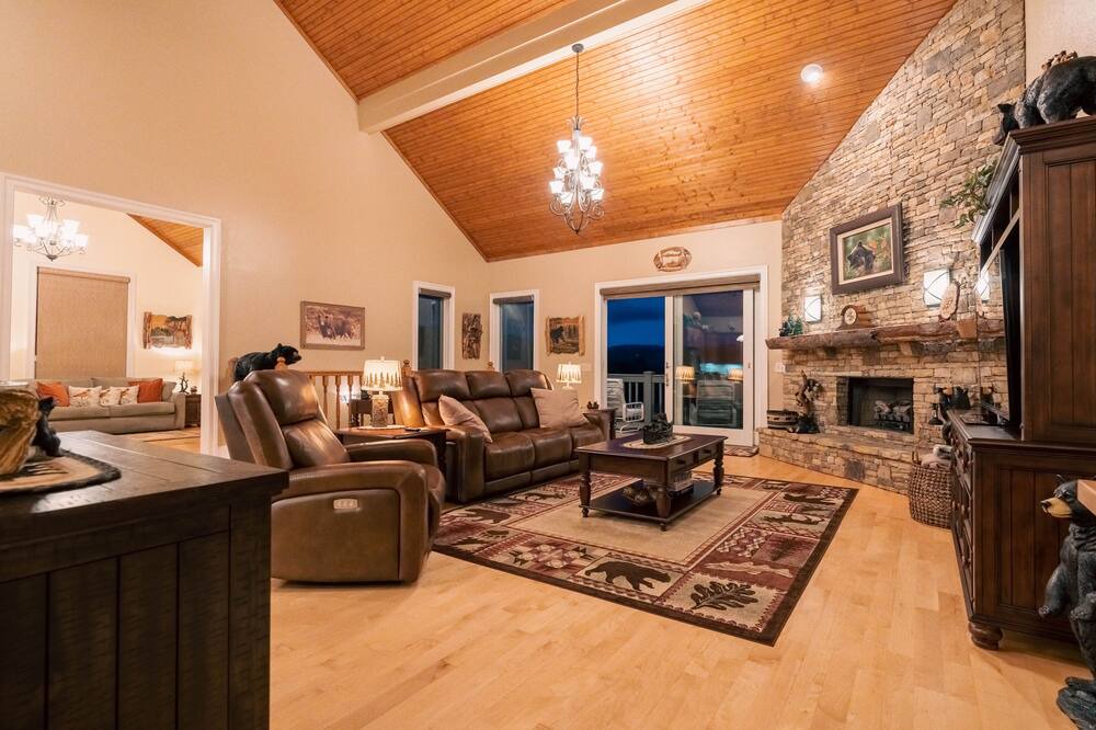 Photo of Livingroom in Glenville
