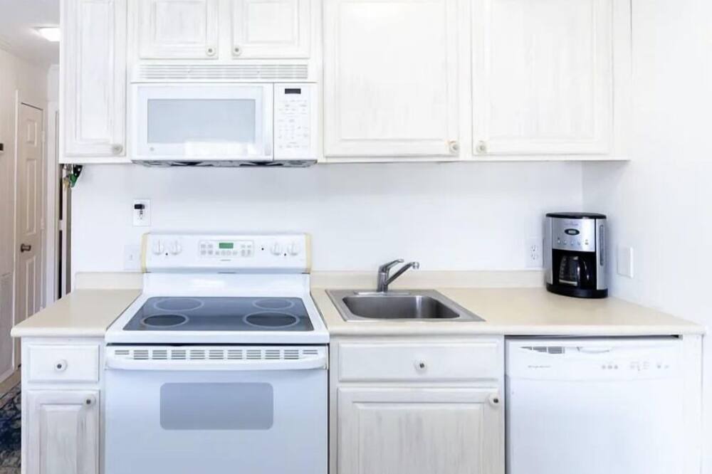 Photo of Kitchen in Folly Field