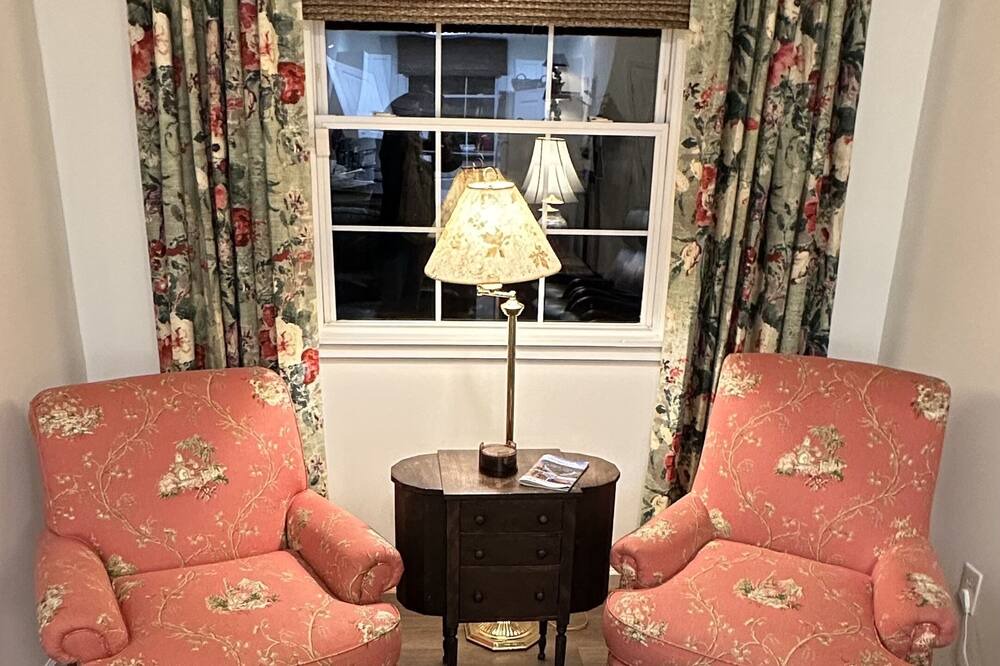 Photo of Livingroom in Sunset