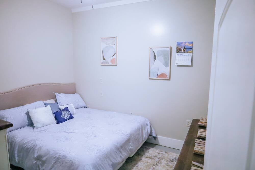 Photo of Bedroom in South View