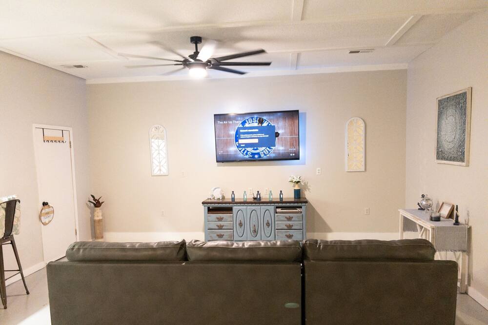 Photo of Livingroom in South View