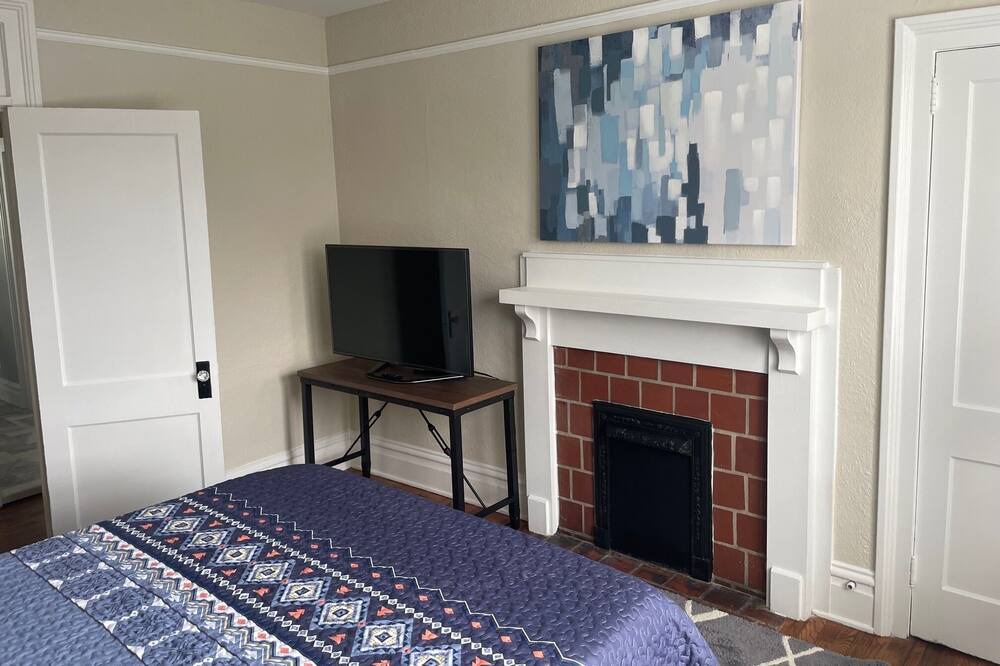 Photo of Bedroom in Olde Town Augusta