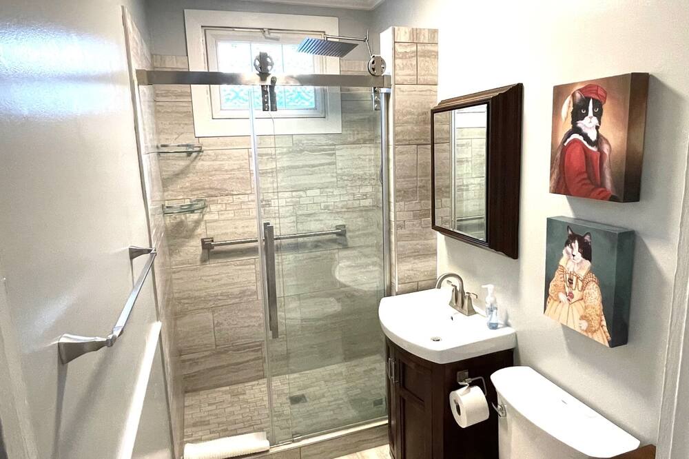Photo of Bathroom in Olde Town Augusta