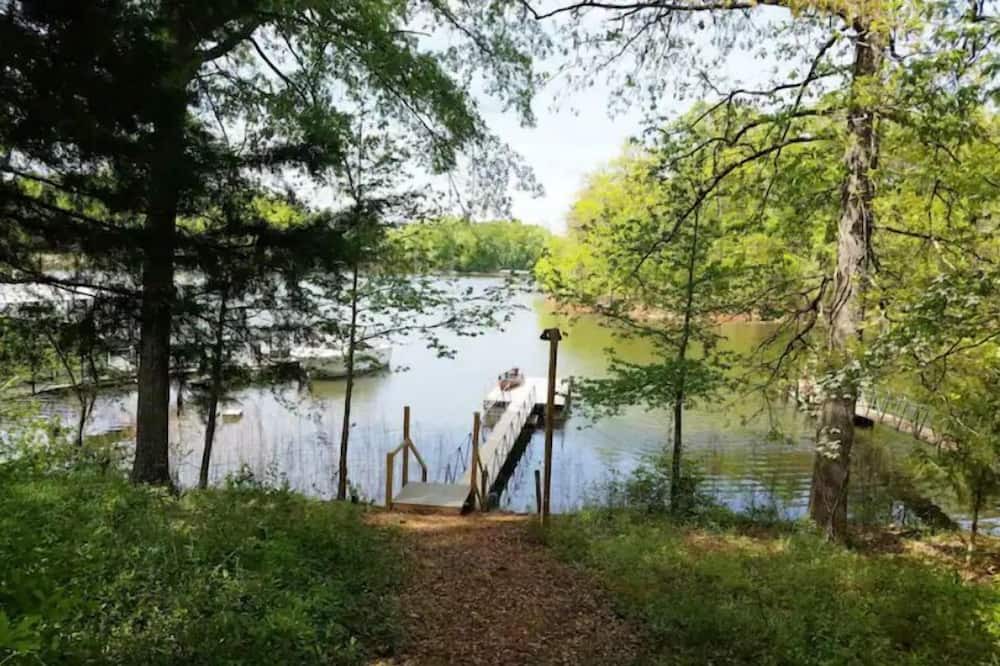 Photo of Outdoor in Townville