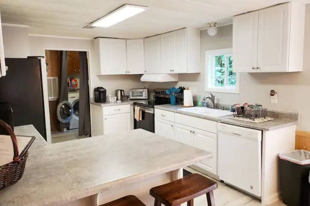 Photo of Kitchen in Townville