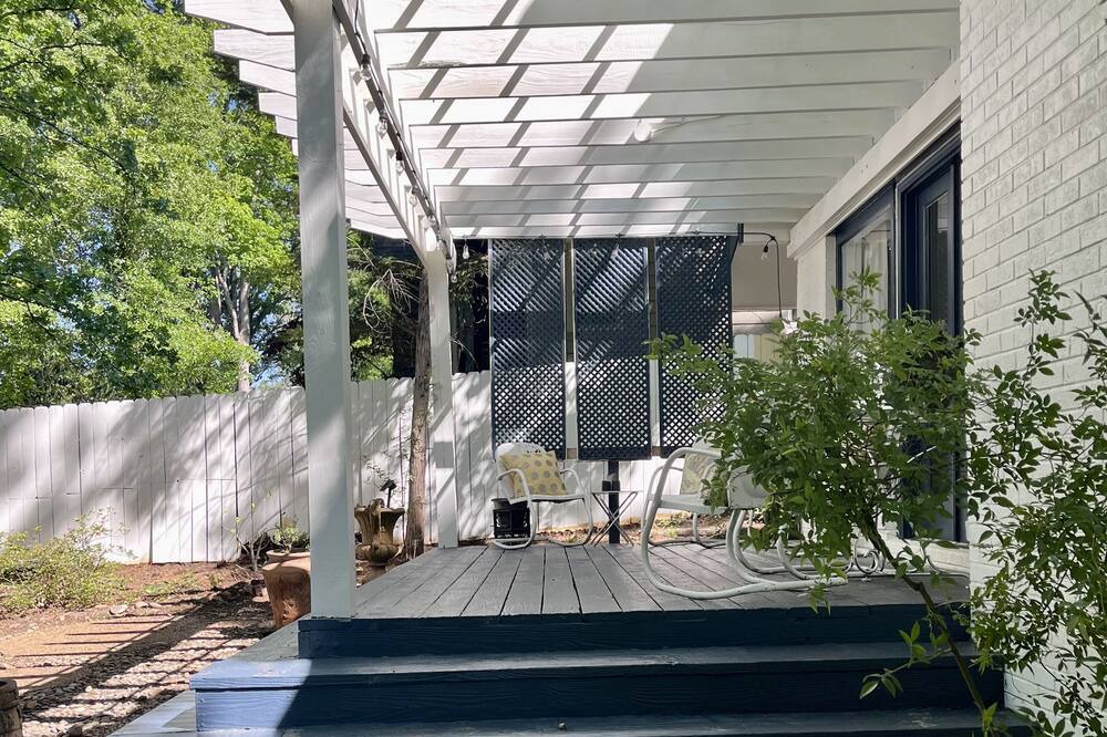 Photo of Outdoor in Greenville