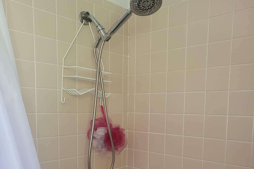 Photo of Bathroom in Barker Ten Mile