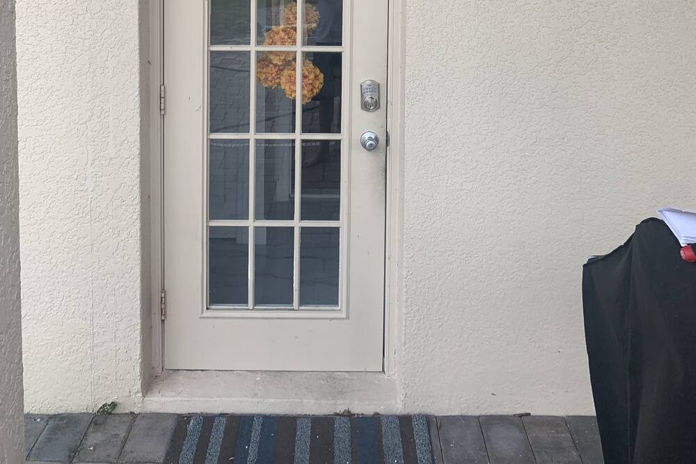 Photo of Outdoor in Vista East