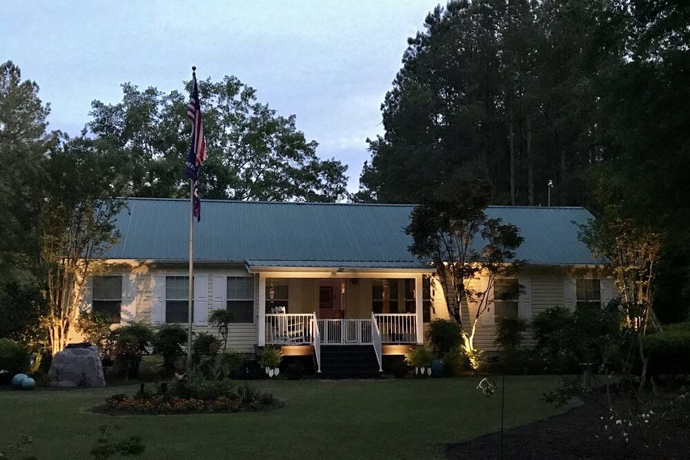 Photo of Outdoor in Adams Run