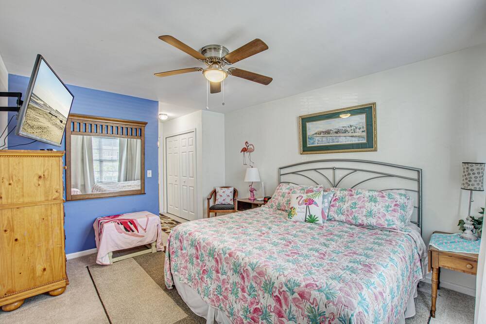 Photo of Bedroom in Charleston