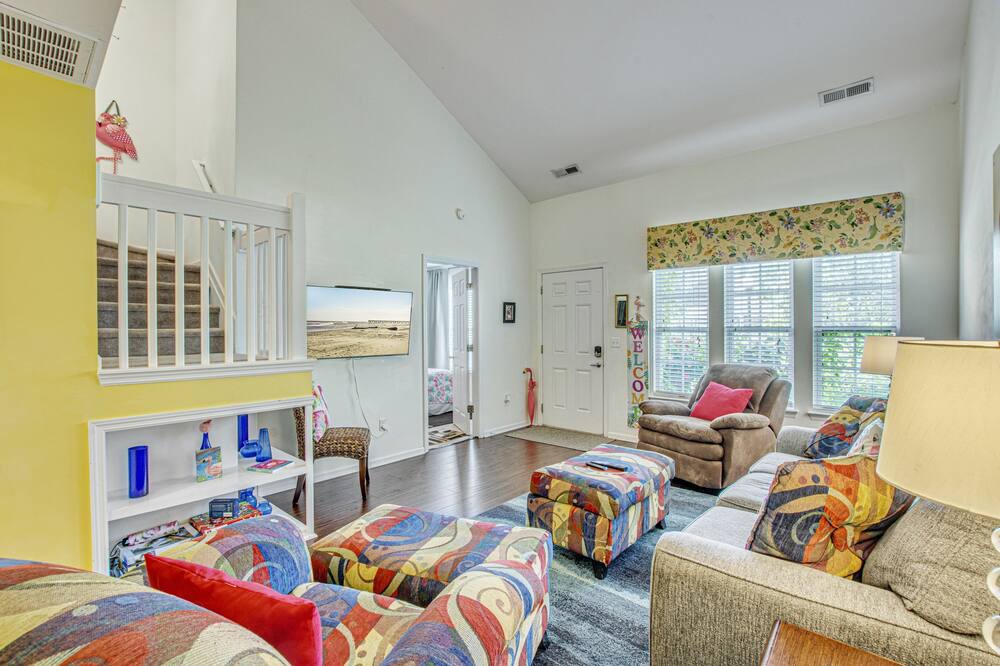 Photo of Livingroom in Charleston