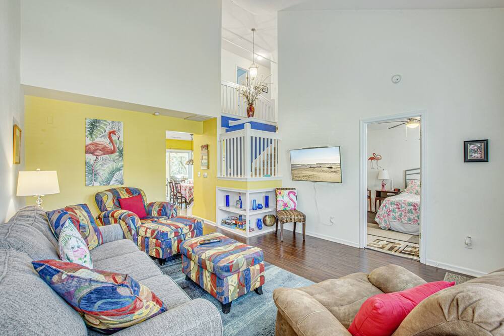 Photo of Livingroom in Charleston