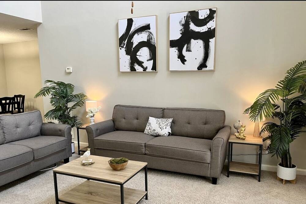 Photo of Livingroom in National Hills
