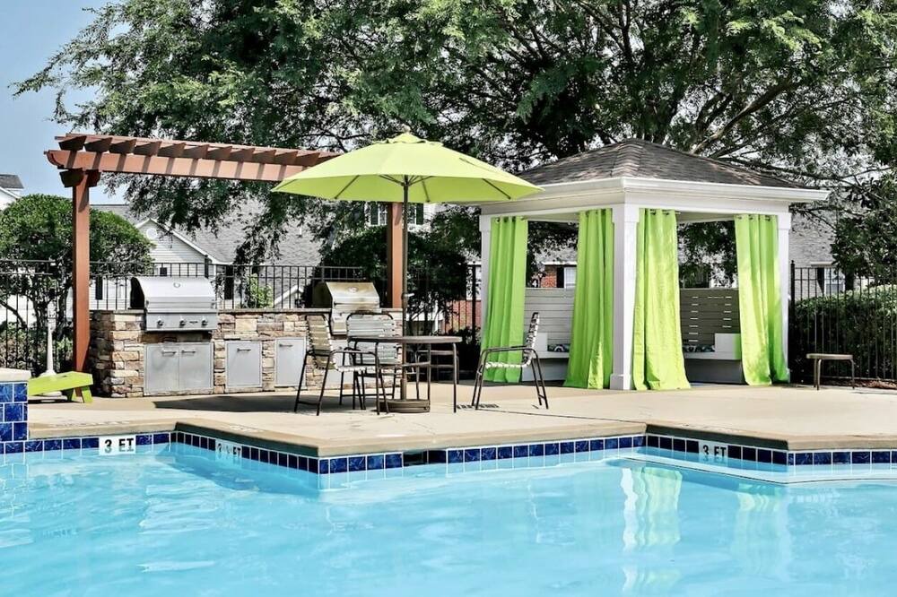 Photo of Outdoor in National Hills