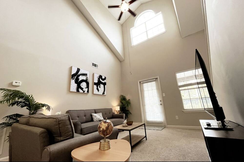 Photo of Livingroom in National Hills