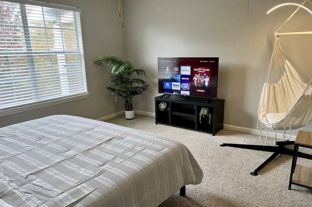 Photo of Bedroom in National Hills