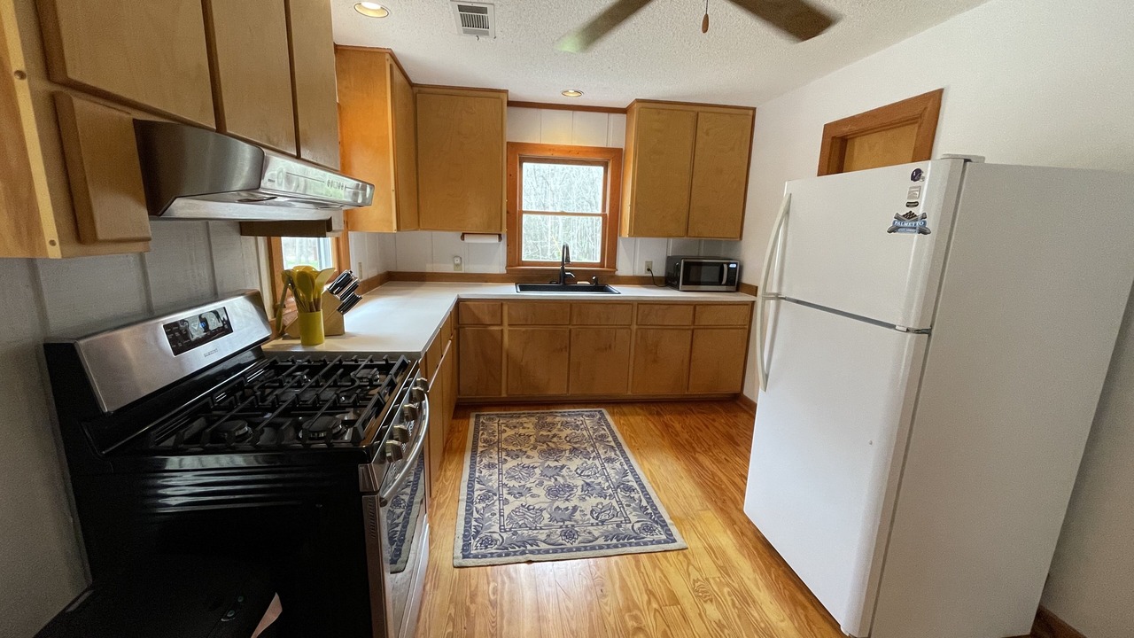 Photo of Kitchen in Claxton