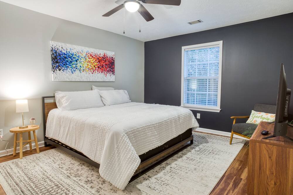 Photo of Bedroom in Evans