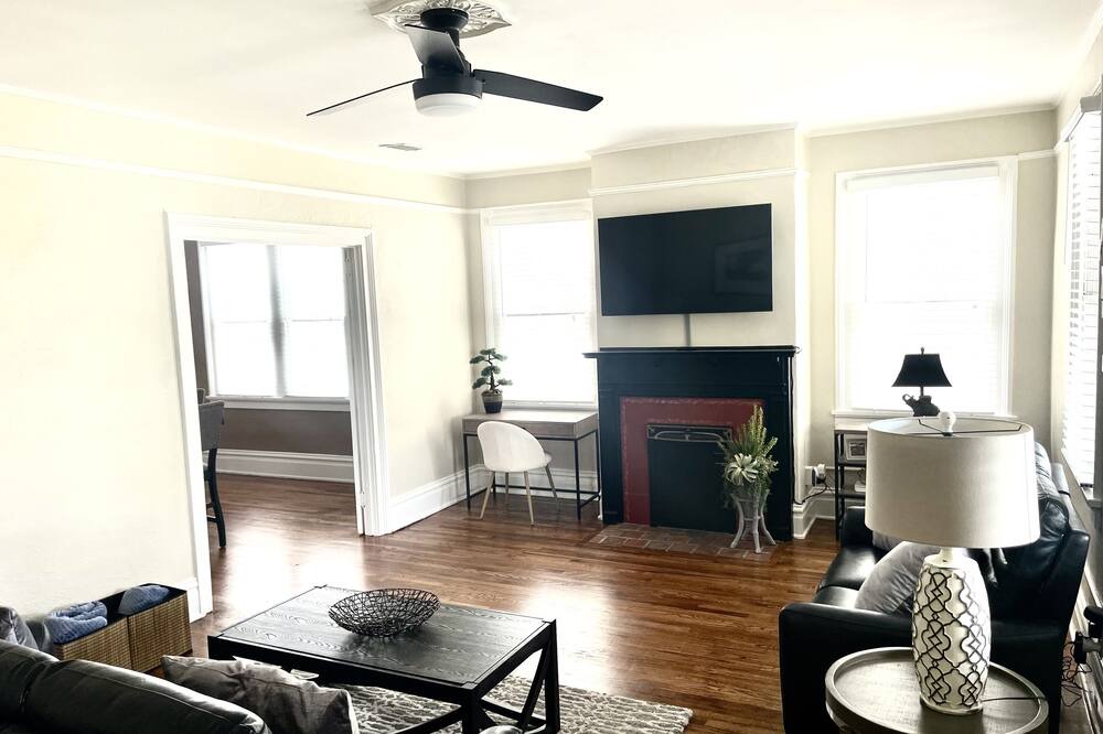 Photo of Livingroom in Olde Town Augusta