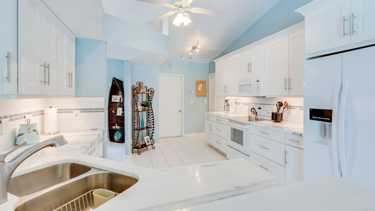 Photo of Kitchen in Crown Pointe