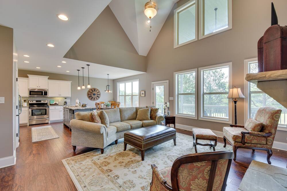 Photo of Livingroom in Toccoa