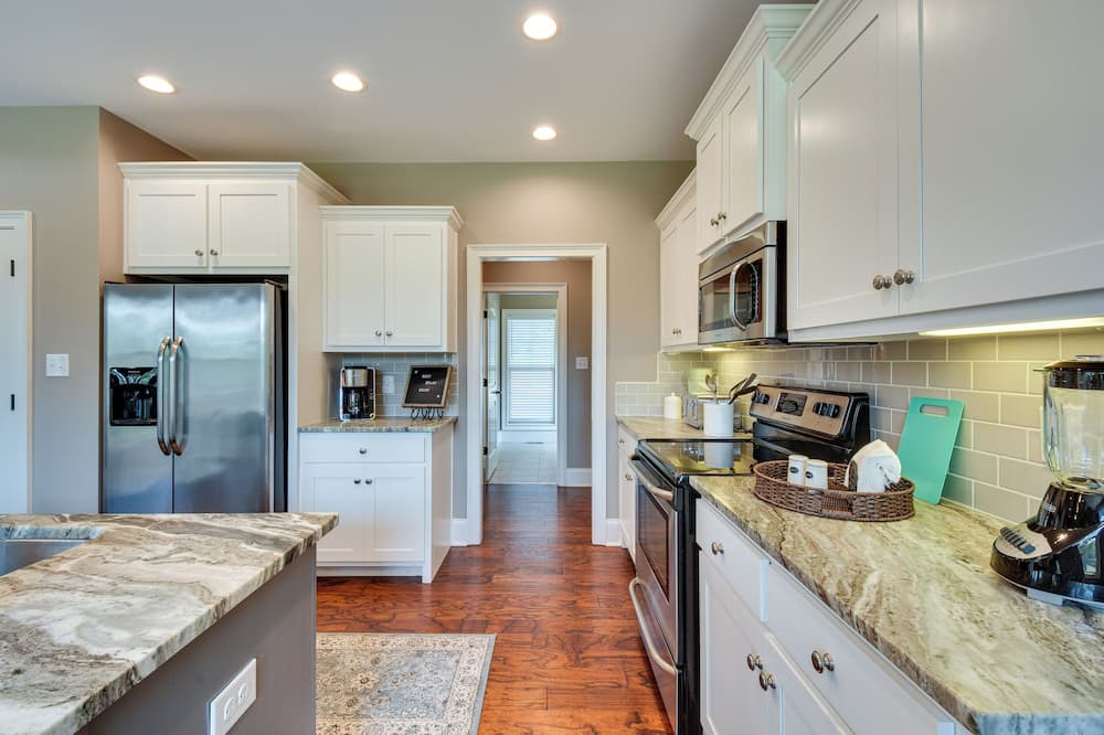 Photo of Kitchen in Toccoa