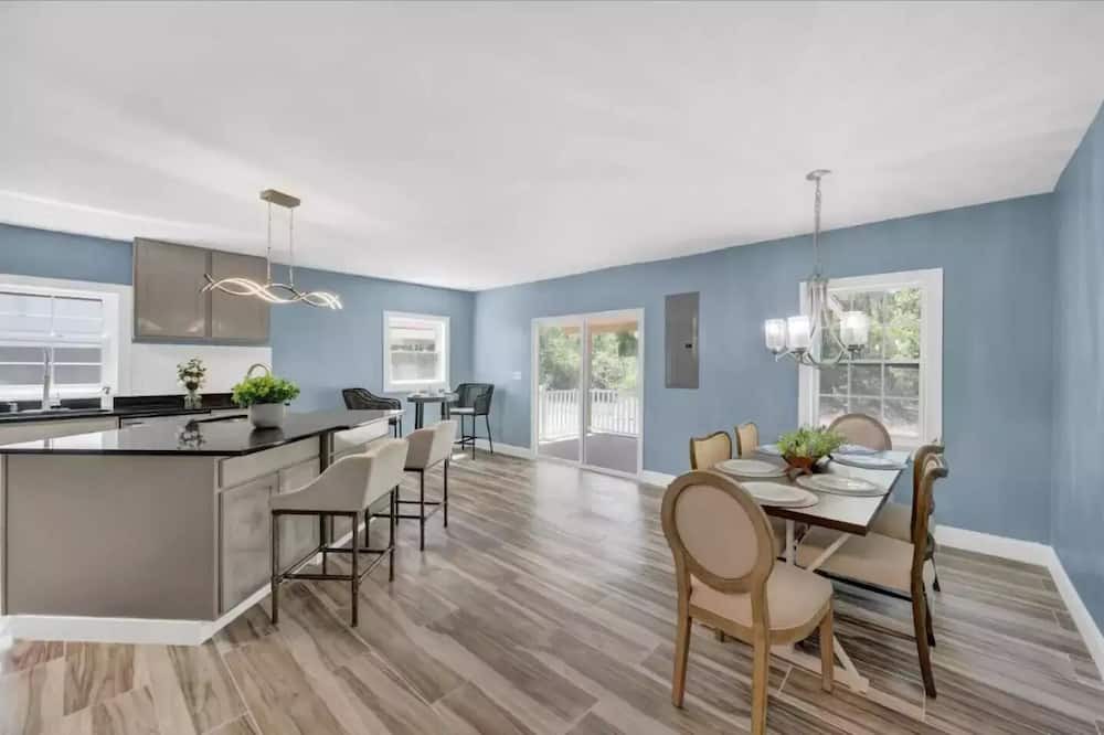 Photo of Kitchen in Walterboro