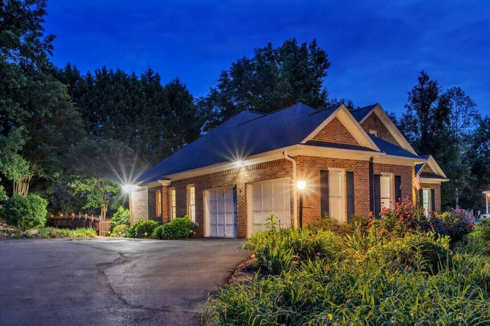 Photo of Outdoor in Inman