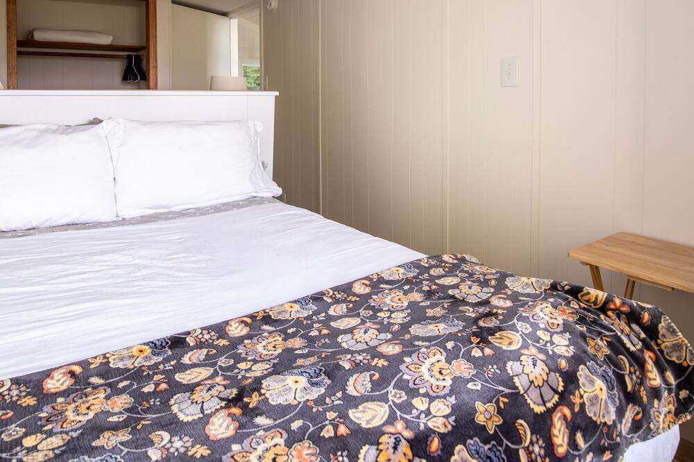 Photo of Bedroom in Brevard