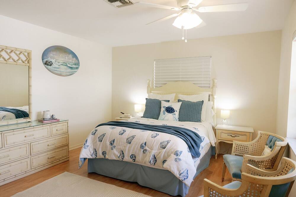 Photo of Bedroom in South Beach