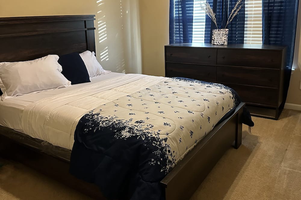 Photo of Bedroom in Peach Orchard