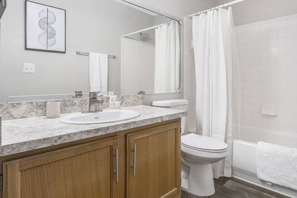 Photo of Bathroom in Plant City