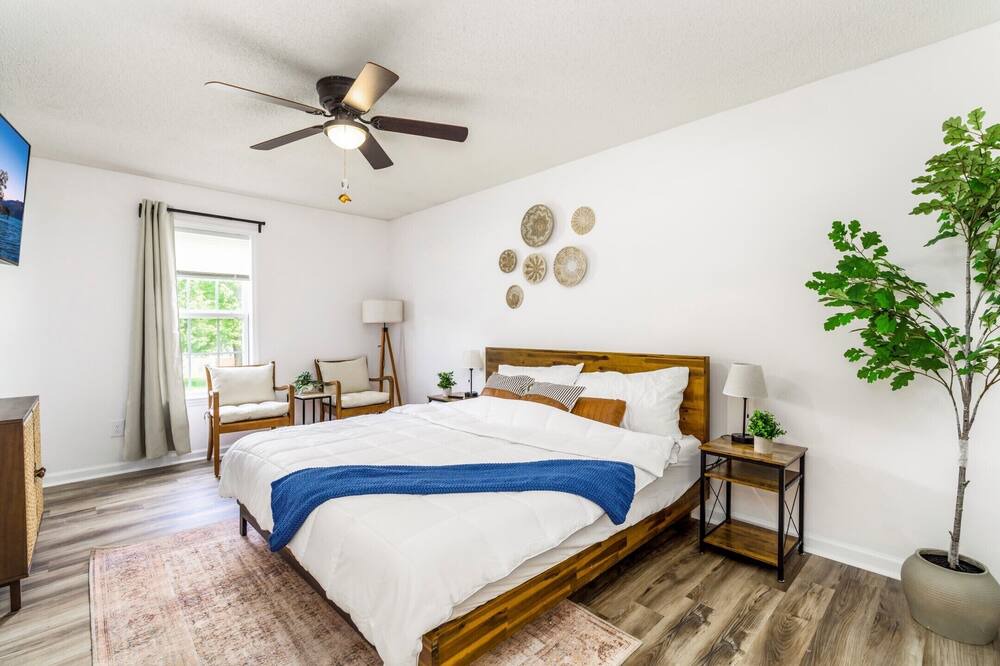Photo of Bedroom in Holly Springs
