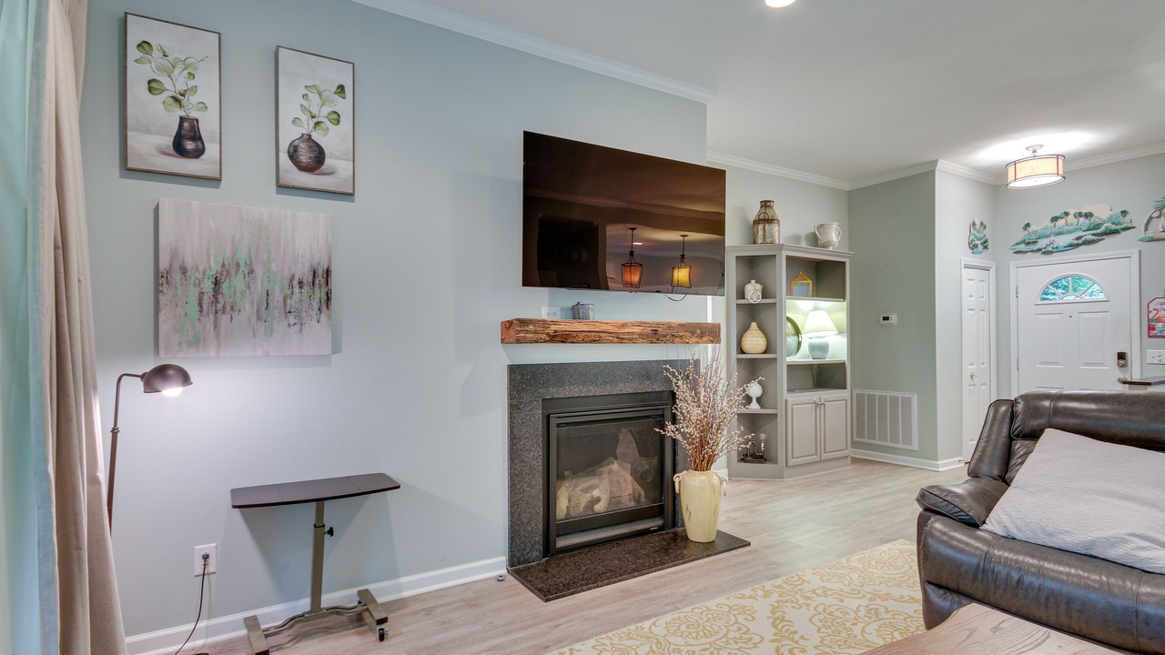 Photo of Livingroom in McCormick