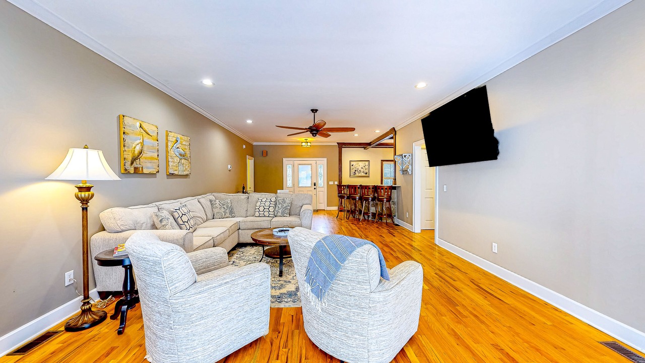 Photo of Livingroom in Leesville