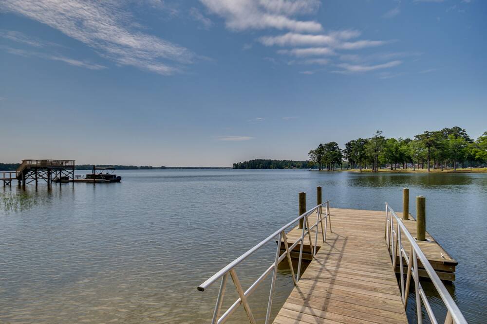 Photo of Outdoor in Prosperity