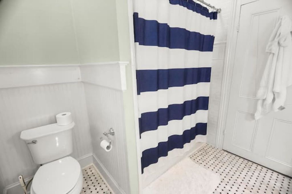 Photo of Bathroom in Chapin