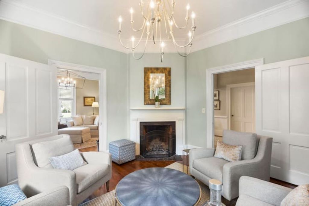 Photo of Livingroom in Chapin