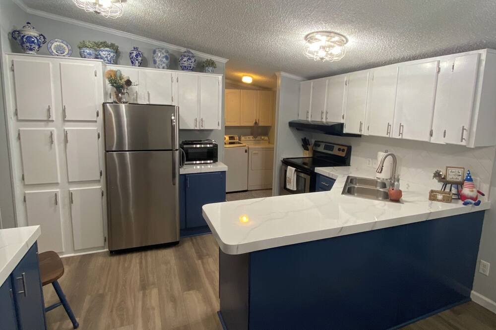 Photo of Kitchen in Townville