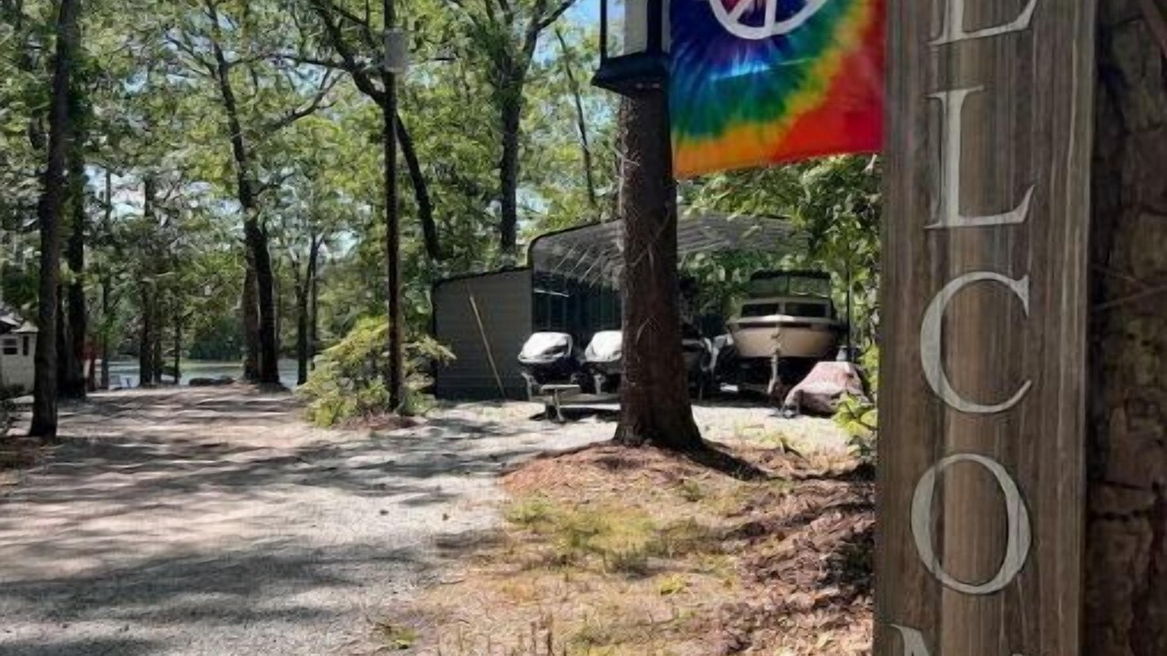 Photo of Outdoor in Chapin