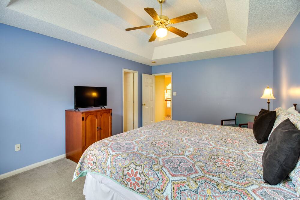 Photo of Bedroom in Richmond Hill